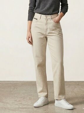 R.M. Williams Rigid Cotton High Rise Mom Jeans Cream Fits Size 31